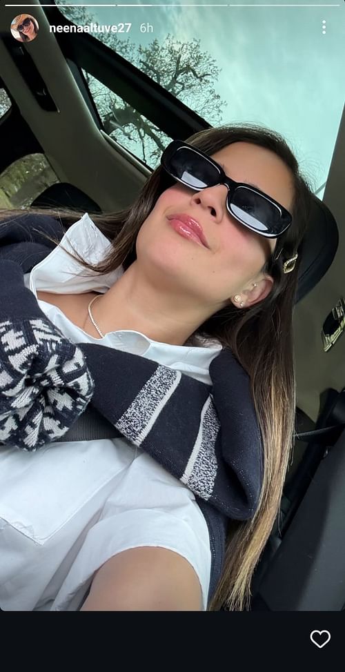 Jose Altuve's wife Neena posts a selfie on her social media. Source - Instagram/neenaaltuve27