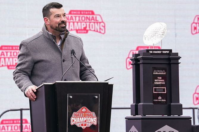 "You see the way they fight for him": Five-Star Ohio State LB target impressed by Ryan Day’s leadership