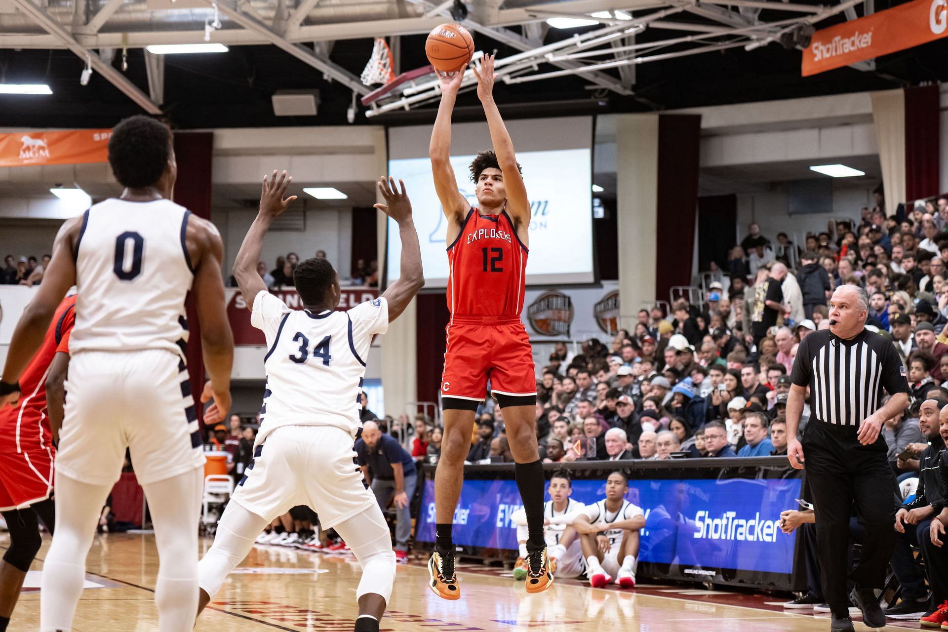 HIGH SCHOOL BASKETBALL: JAN 16 Hoophall Classic - Source: Getty