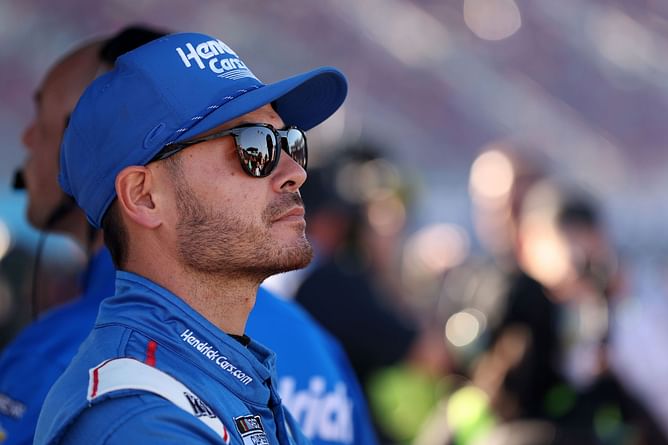 5 NASCAR drivers who are really good at dirt racing feat. Kyle Larson