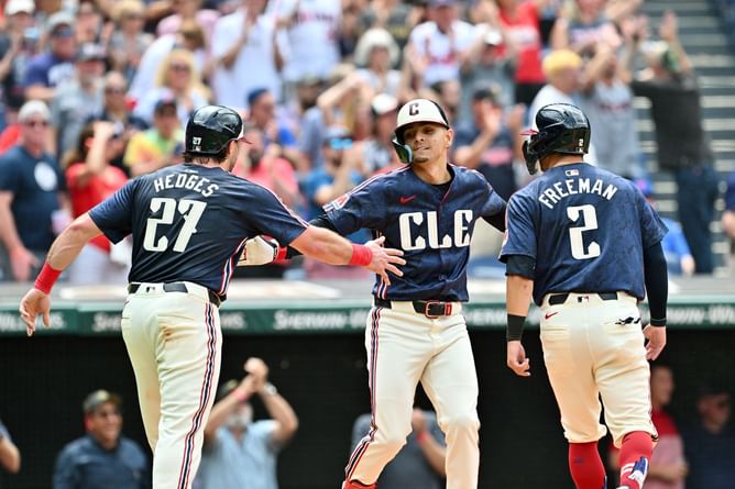 Shane Bieber, Austin Hedges make feelings known on Guardians trading Andres Gimenez to Blue Jays