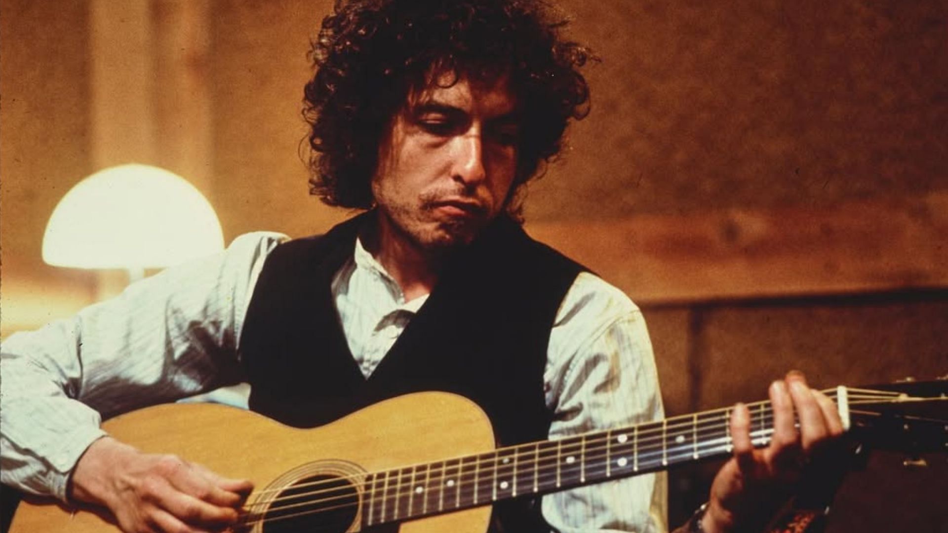 Dylan was awarded the Pulitzer price in 2008 (Image via Instagram/@bobdylan)