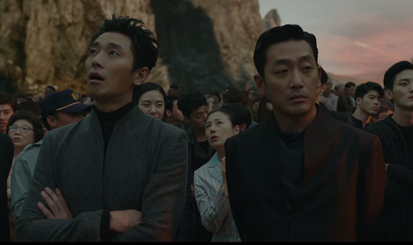 Ju Ji-hoon and Ha Jung-woo in a still from Along With the Gods: The Two Worlds. (Image via Netflix)