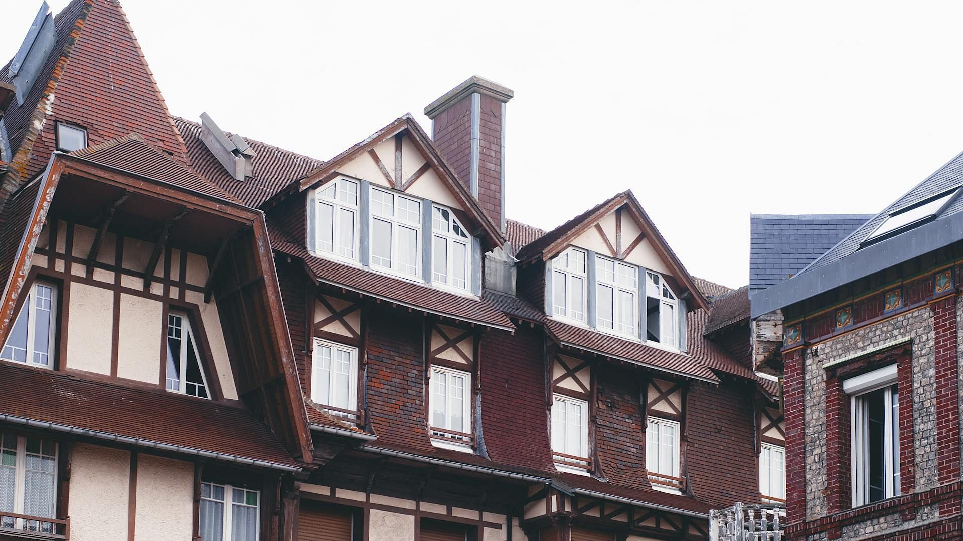 Tanya Kach was kept at the second floor of Tom&#039;s house (Image via Pexels)