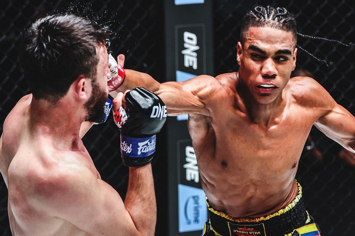 WATCH: Johan Estupinan electrifies Bangkok with an absolute banger against Zafer Sayik at ONE 167 -- Photo by ONE Championship