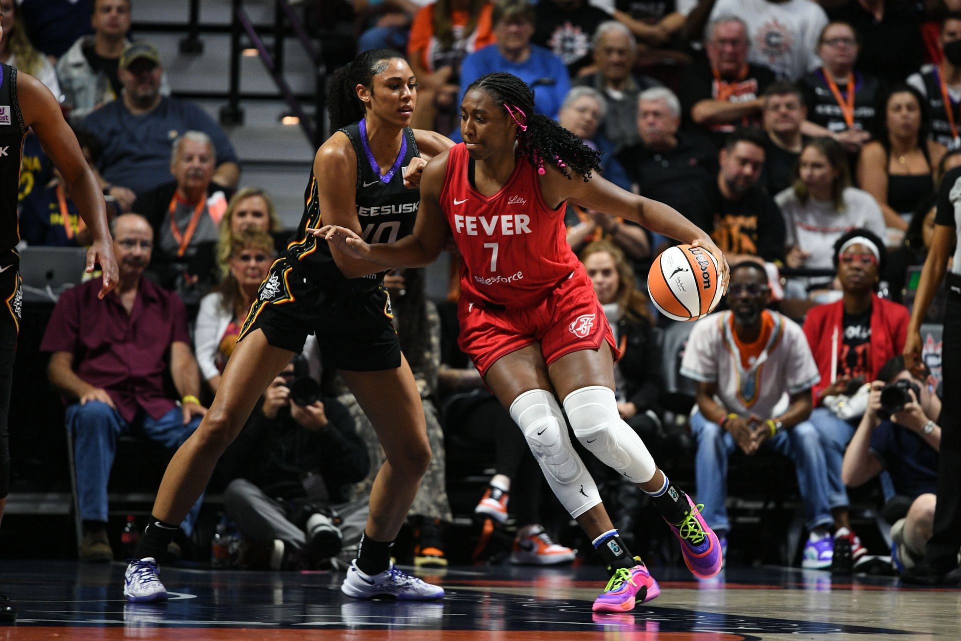 WNBA: SEP 25 Playoffs First Round Indiana Fever at Connecticut Sun - Source: Getty