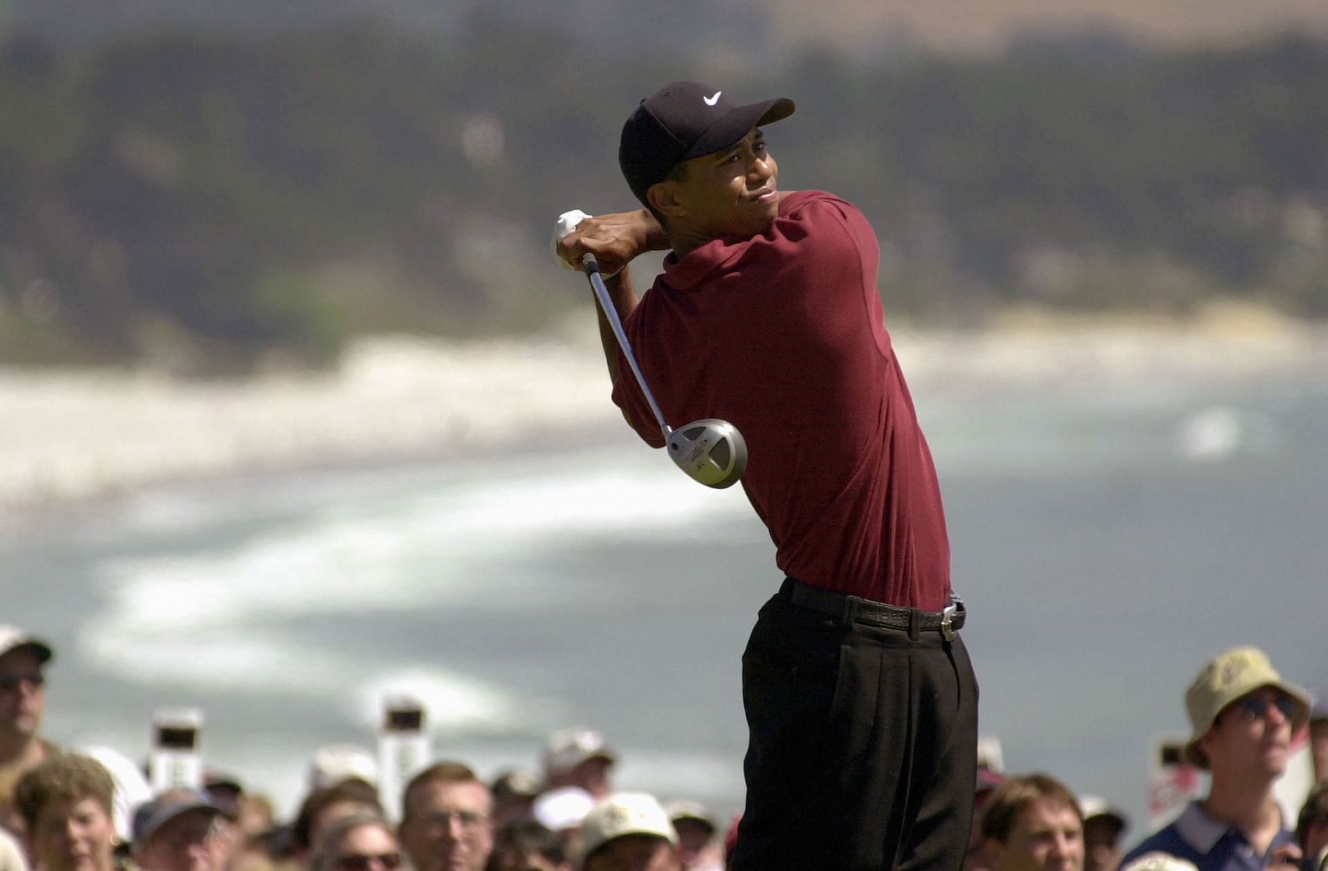 Tiger Woods, 2000 US Open at Pebble Beach (Image via Getty).