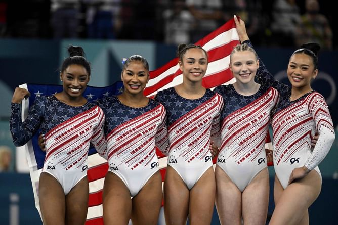 16-year-old Hezly Rivera reveals her best Paris Olympics moment with Simone Biles and other Team USA gymnasts
