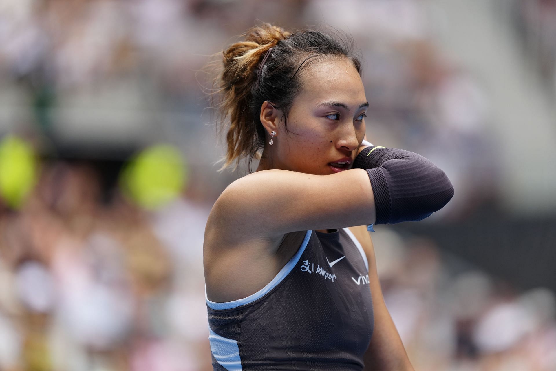 Zheng Qinwen at the 2025 Australian Open - Day 4 - Source: Getty