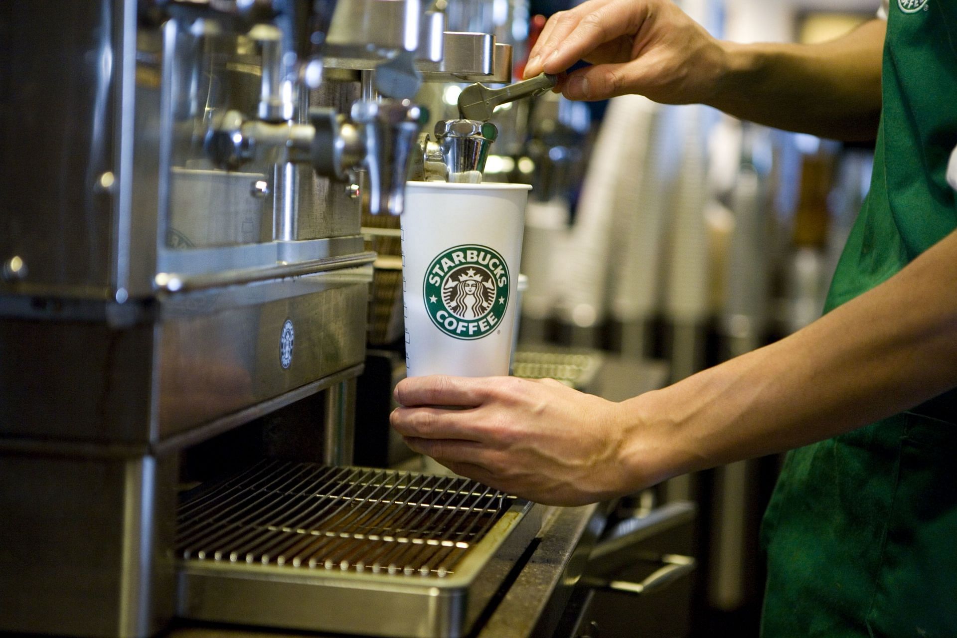 Free refills will be available on hot brewed or iced coffee, or hot or iced tea. Source: Getty