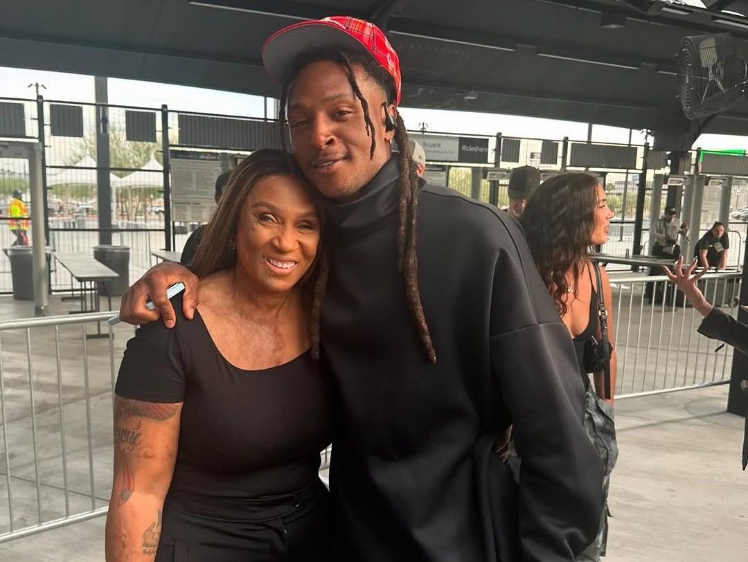 Who are DeAndre Hopkins Parents?