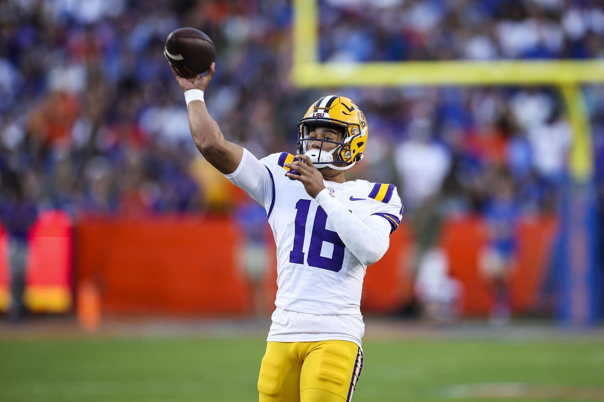 Colin Hurley #16 of the LSU Tigers warms up before a game. (Credits: Getty)