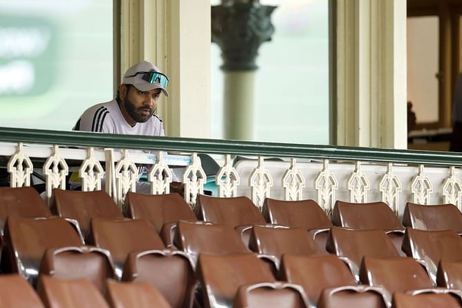 "It can only happen when you are secure" - Former India all-rounder lauds Rohit Sharma's decision to opt out of BGT 2024-25 5th Test