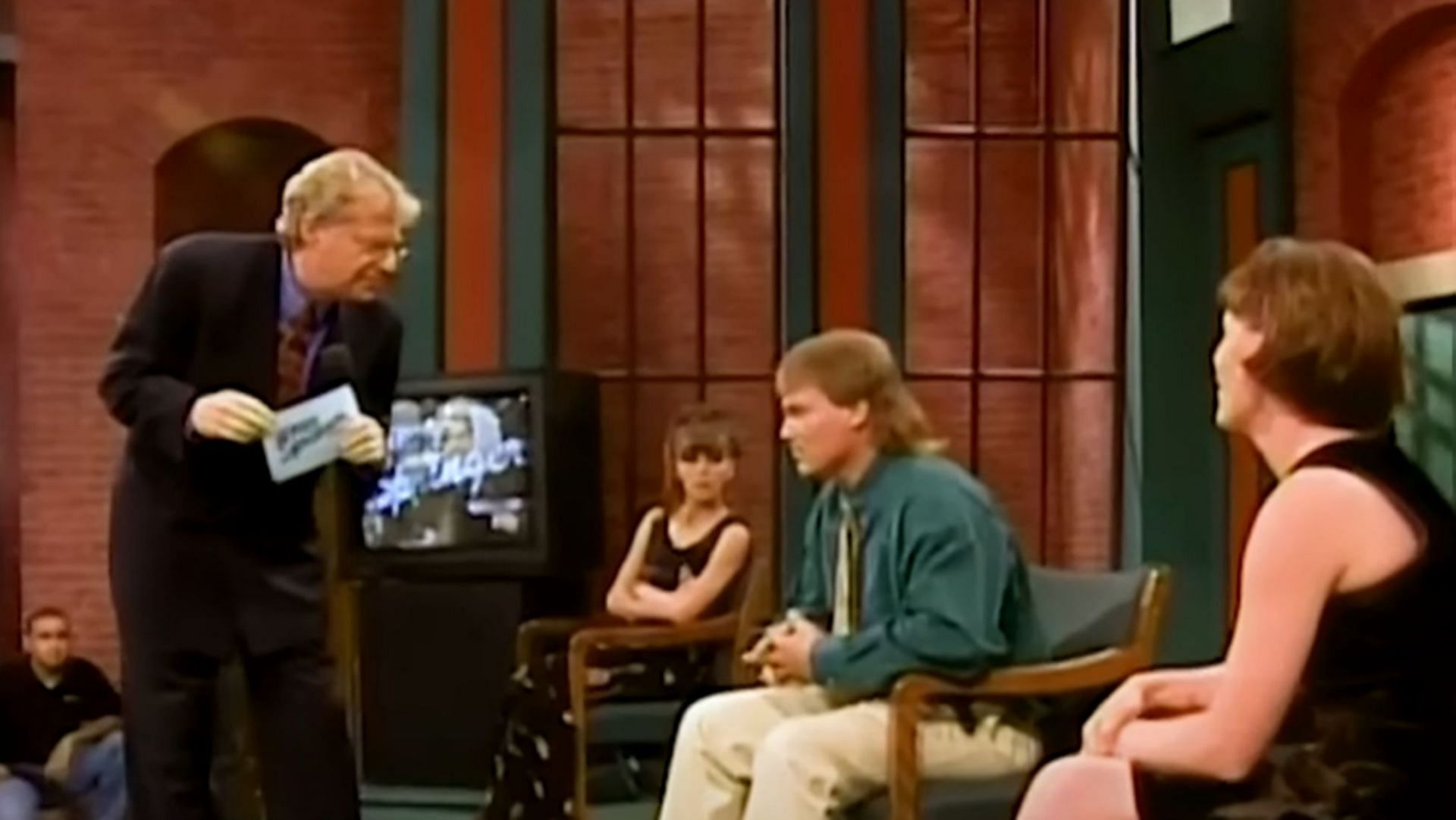 The Jerry Springer show 90s (Image via Youtube/@The Jerry Springer Show)