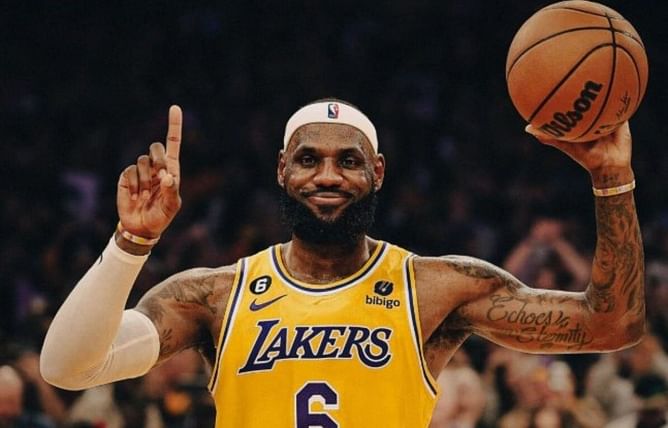 Michael Jordan’s ex-teammate Ron Harper drops 3-word reaction on LeBron James breaking Bulls legend’s record