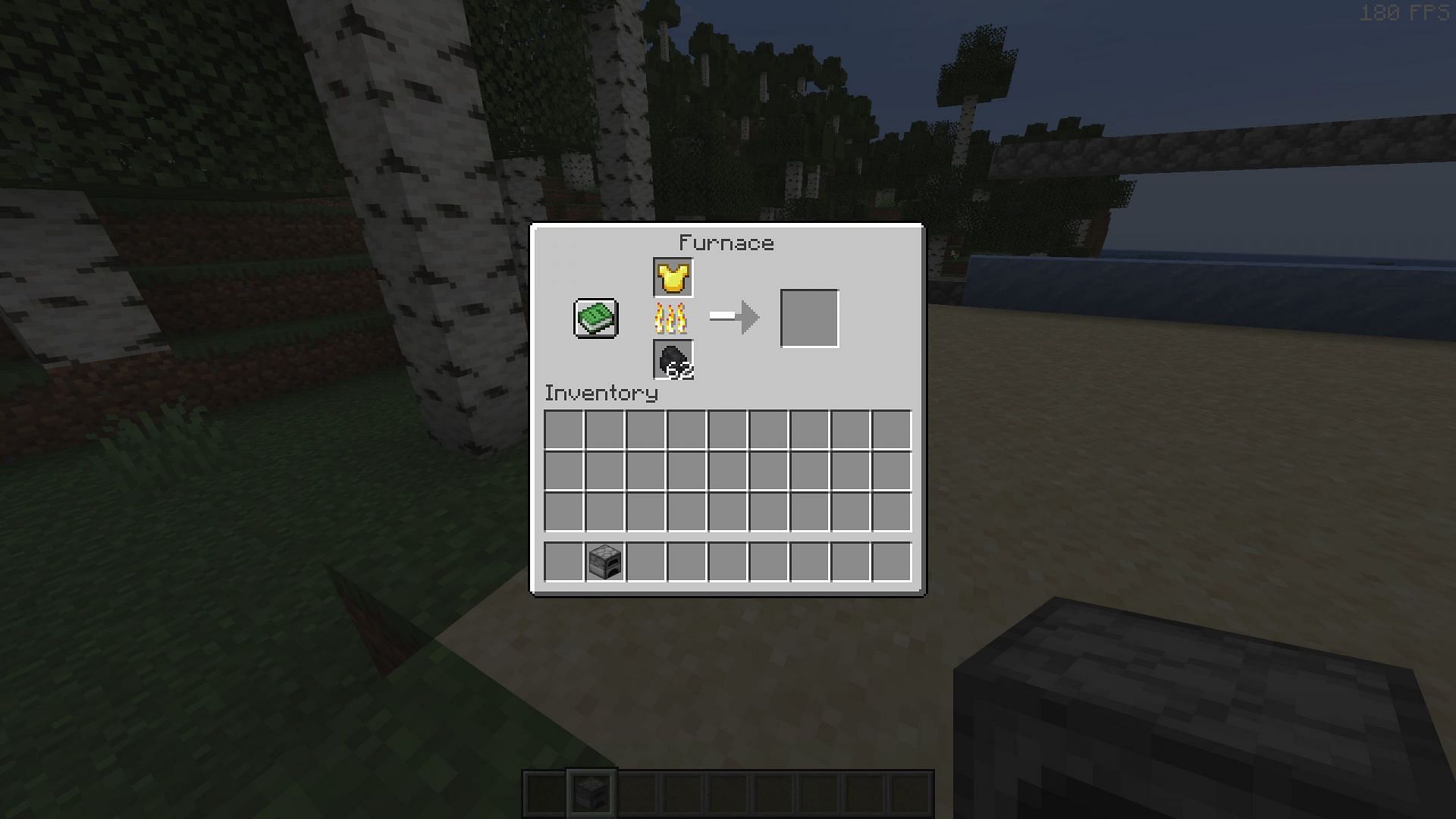 Gold armor can be smelted for golden nuggets (Image via Mojang Studios)