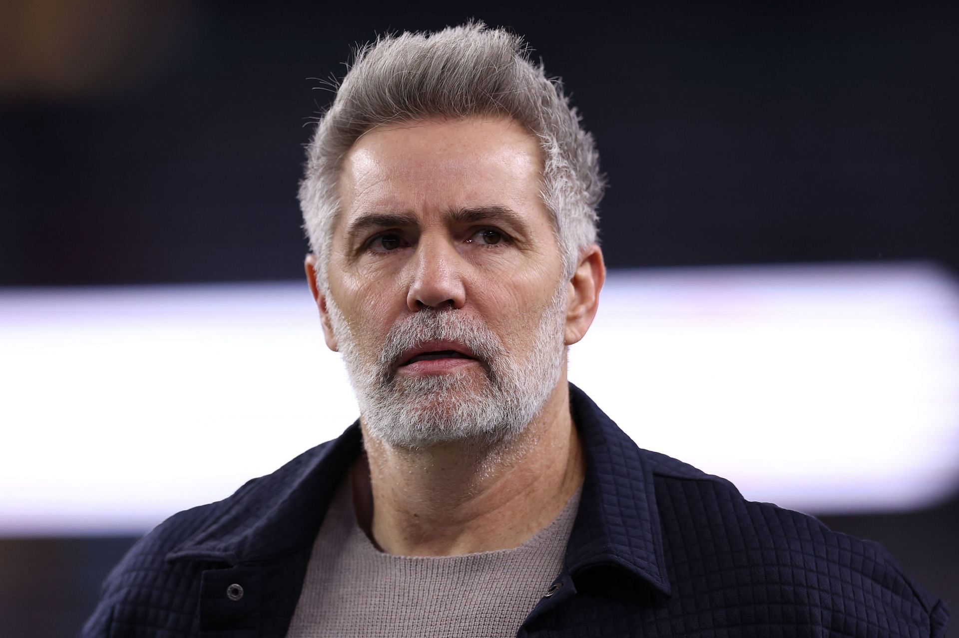 Former quarterback Kurt Warner looks on prior to a game - Source: Getty