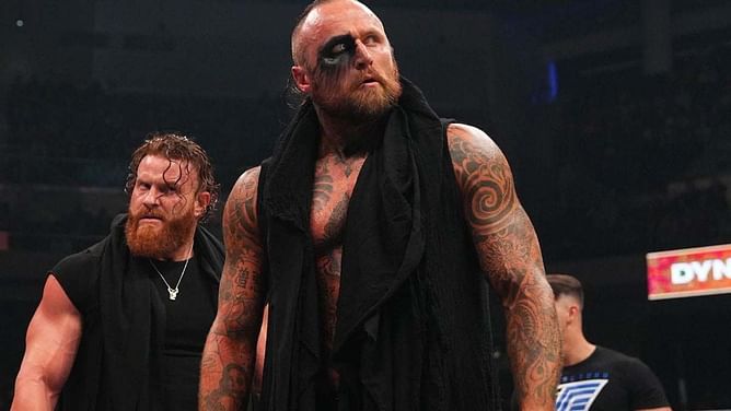 WWE legend to turn heel; become House of Black’s new leader after Malakai Black’s AEW exit? Exploring potential replacement
