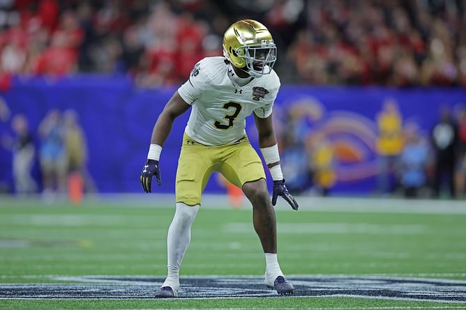 WATCH: Notre Dame linebacker Jaylen Sneed shares a heartfelt reunion with his high school football coach
