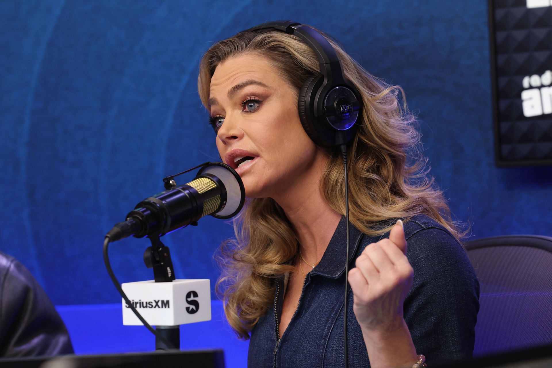 Denise Richards Visits The SiriusXM Studio - Source: Getty