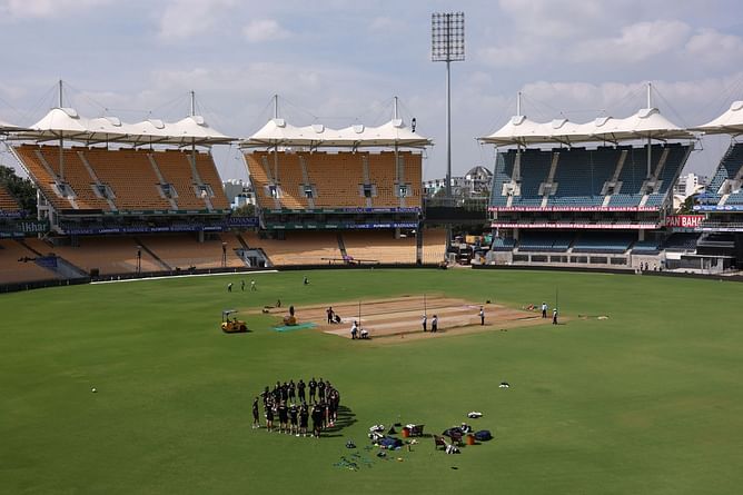 IND vs ENG: भारत और इंग्लैंड के बीच दूसरे T20I में बारिश बनेगी विलेन? जानें चेन्नई में कैसा रहेगा आज मौसम का हाल