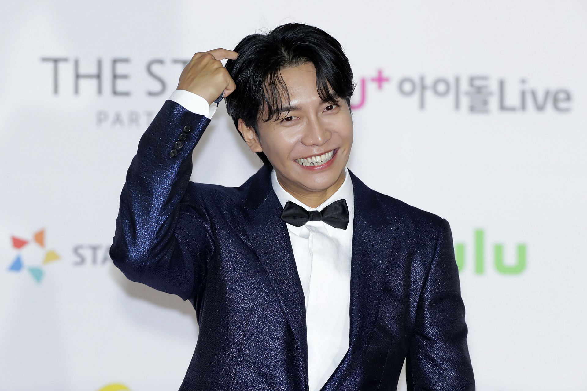 Lee Seung-gi at the Asia Artist Awards 2021 (Image via Getty)