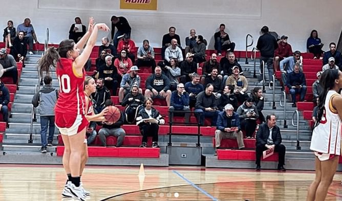 “Napheesa Collier came out the program”: Hoops fans react as Incarnate Word Academy sets national record for consecutive wins