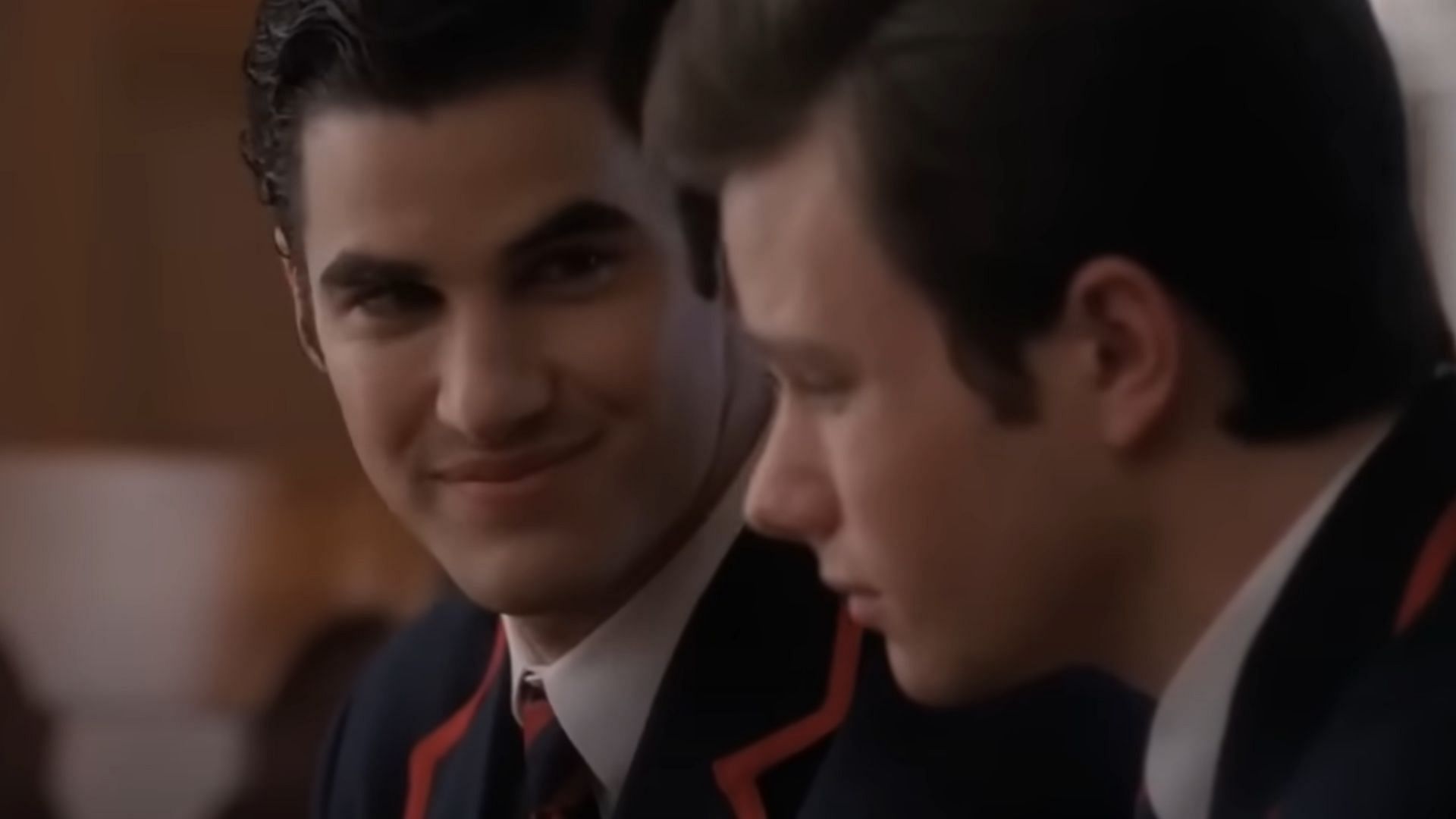 Kurt and Blaine in Glee (Image via Prime Video)