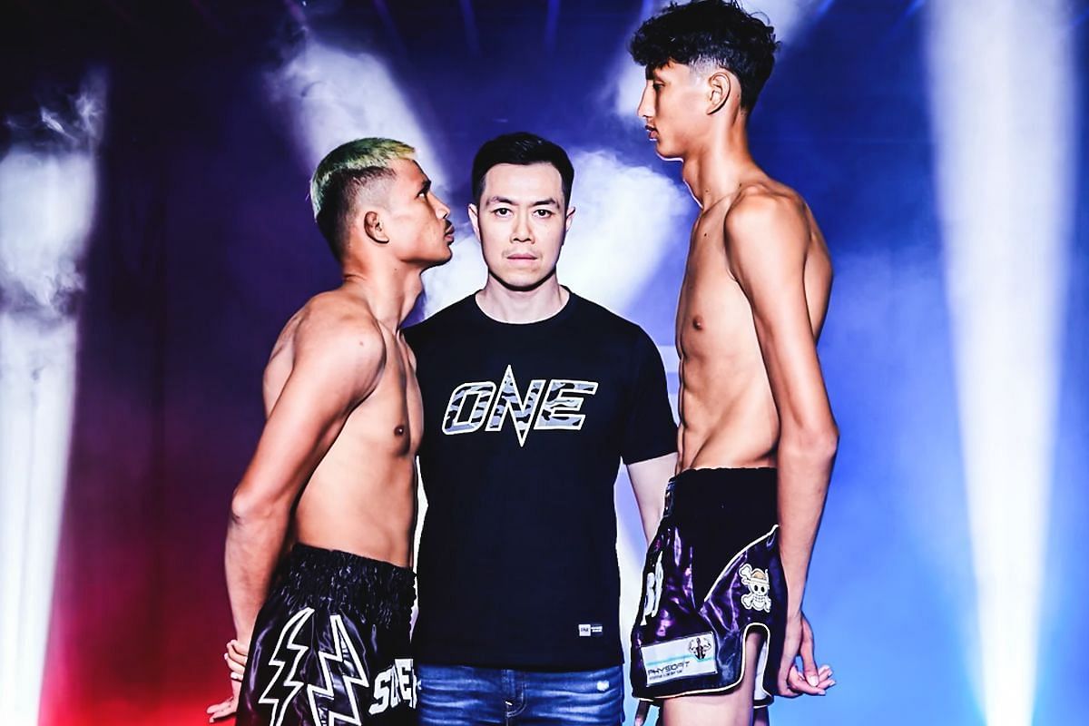 Superlek(left) and Nabil Anane (right). [Photo via: ONE Championship]