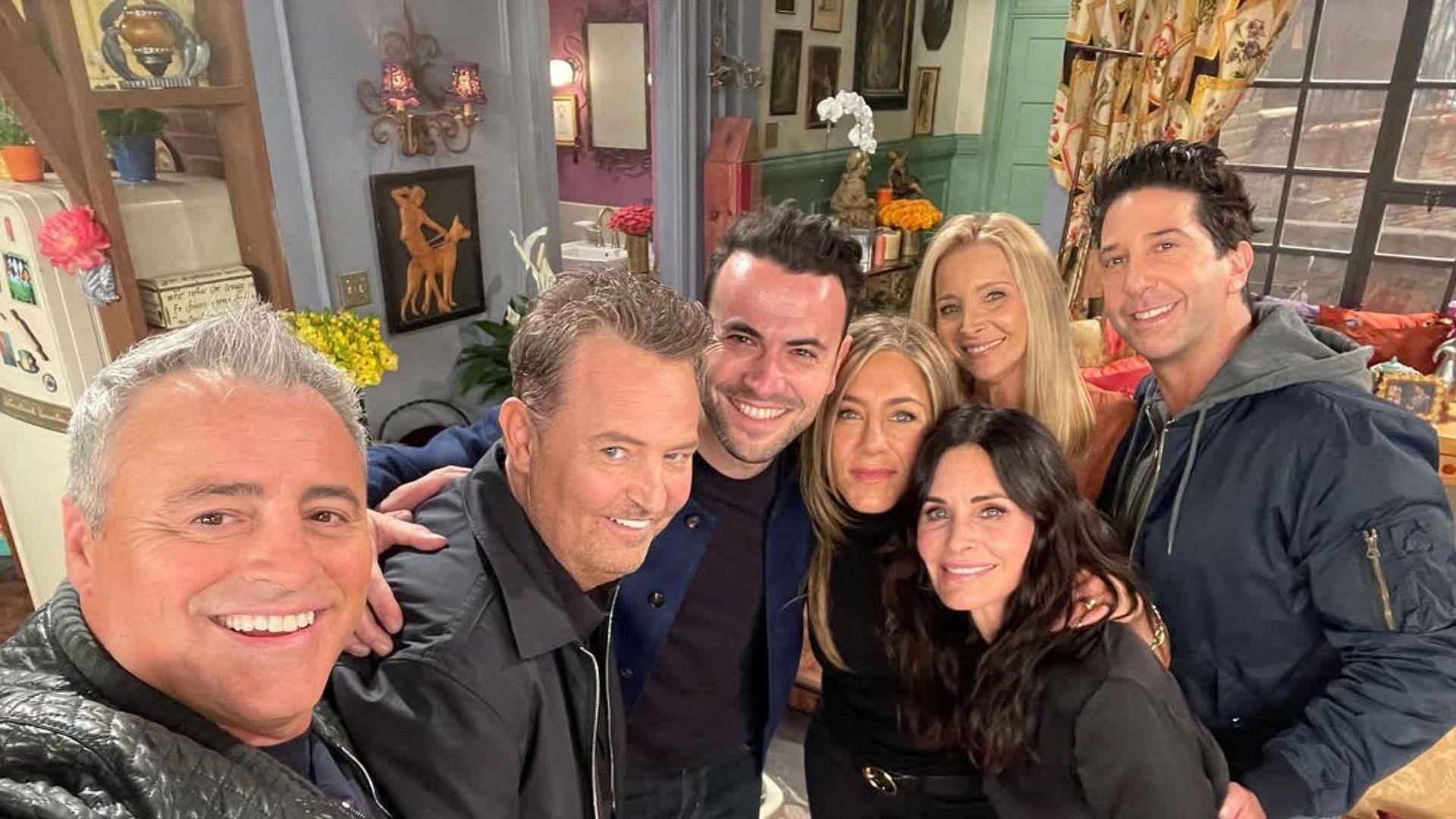 The cast of Friends with Ben Winston at the Friends Reunion in 2021 (Image via Instagram/@mleblanc)