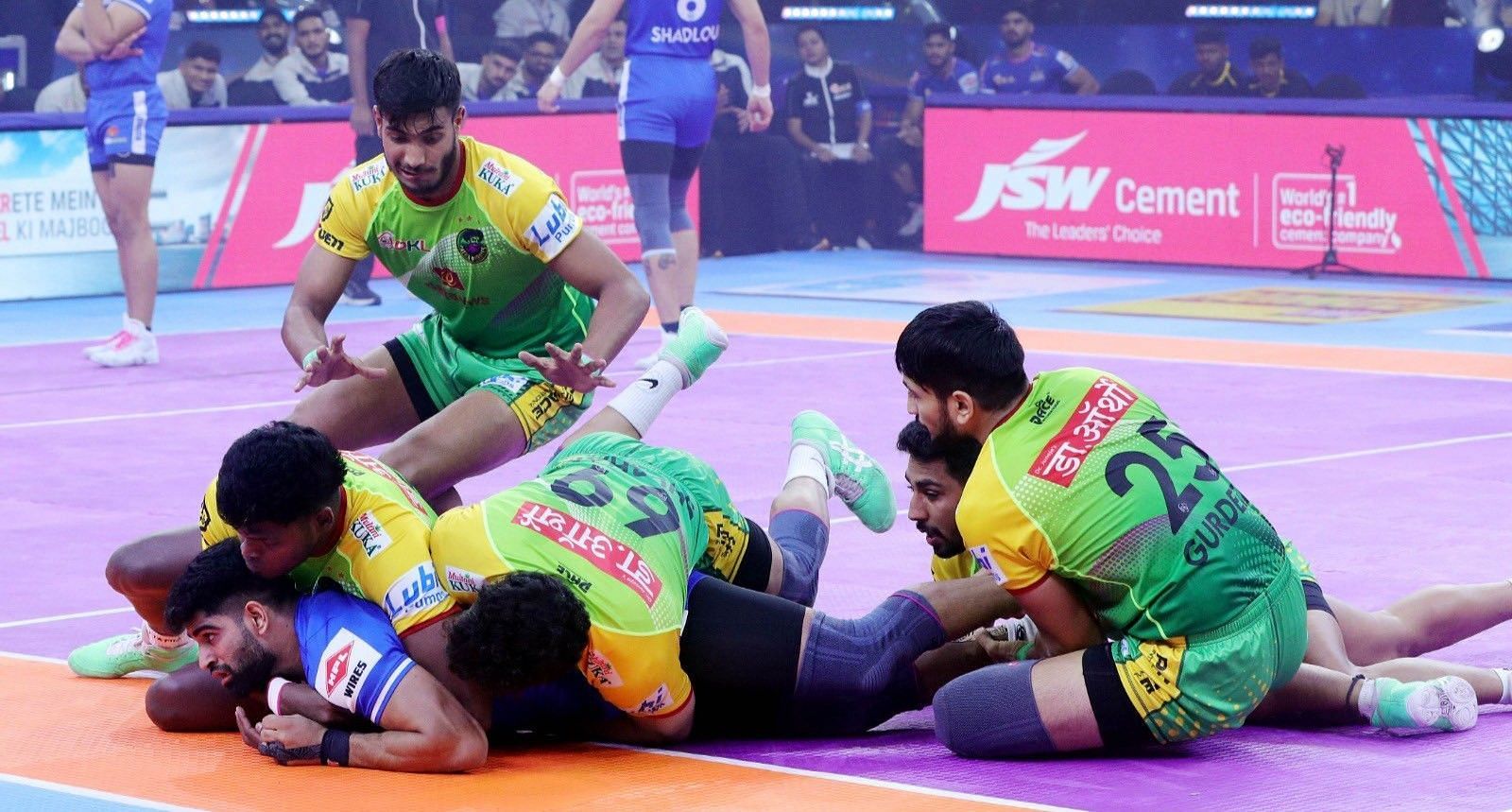 पटना पाइरेट्स की टीम (Photo Credit - @PatnaPirates)