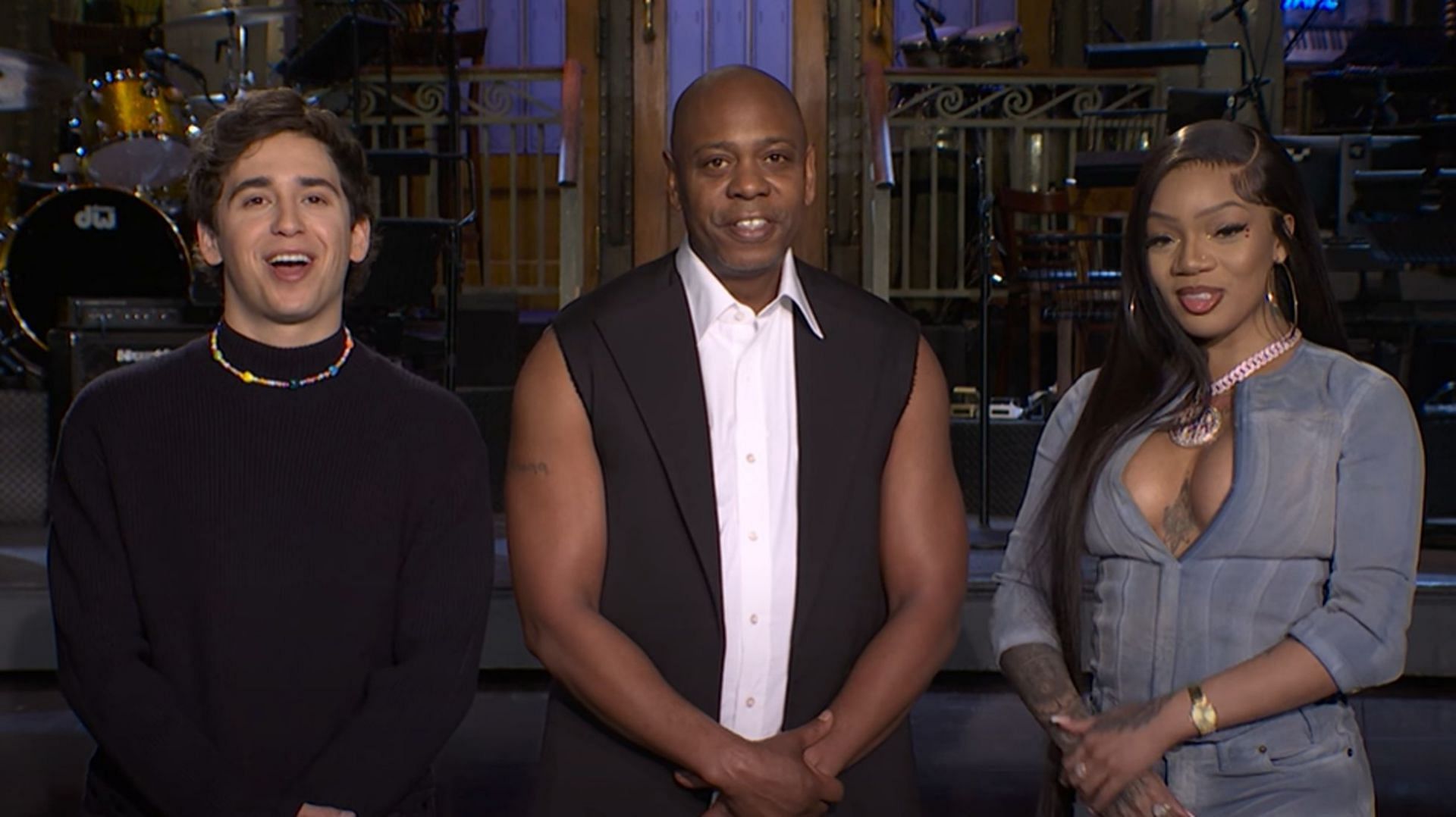 A still from the SNL tonight promo (Image via Youtube/@SaturdayNightLive)