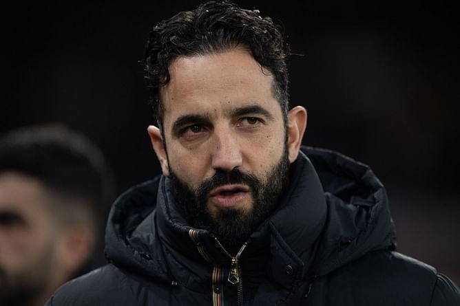 "Playing him is inexcusable", "Just put the loss in the bag" - Fans unhappy with Manchester United star's inclusion in XI for Fulham clash