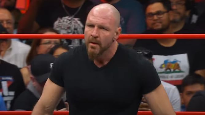 Former WWE Champion claims Jon Moxley is avoiding him in AEW's locker room