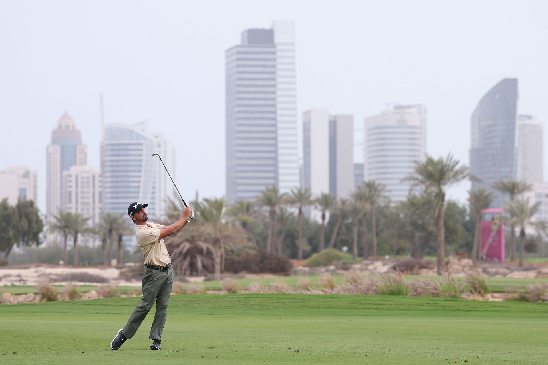 Who is leading the 2025 Qatar Masters after Round 2: Leaderboard explored