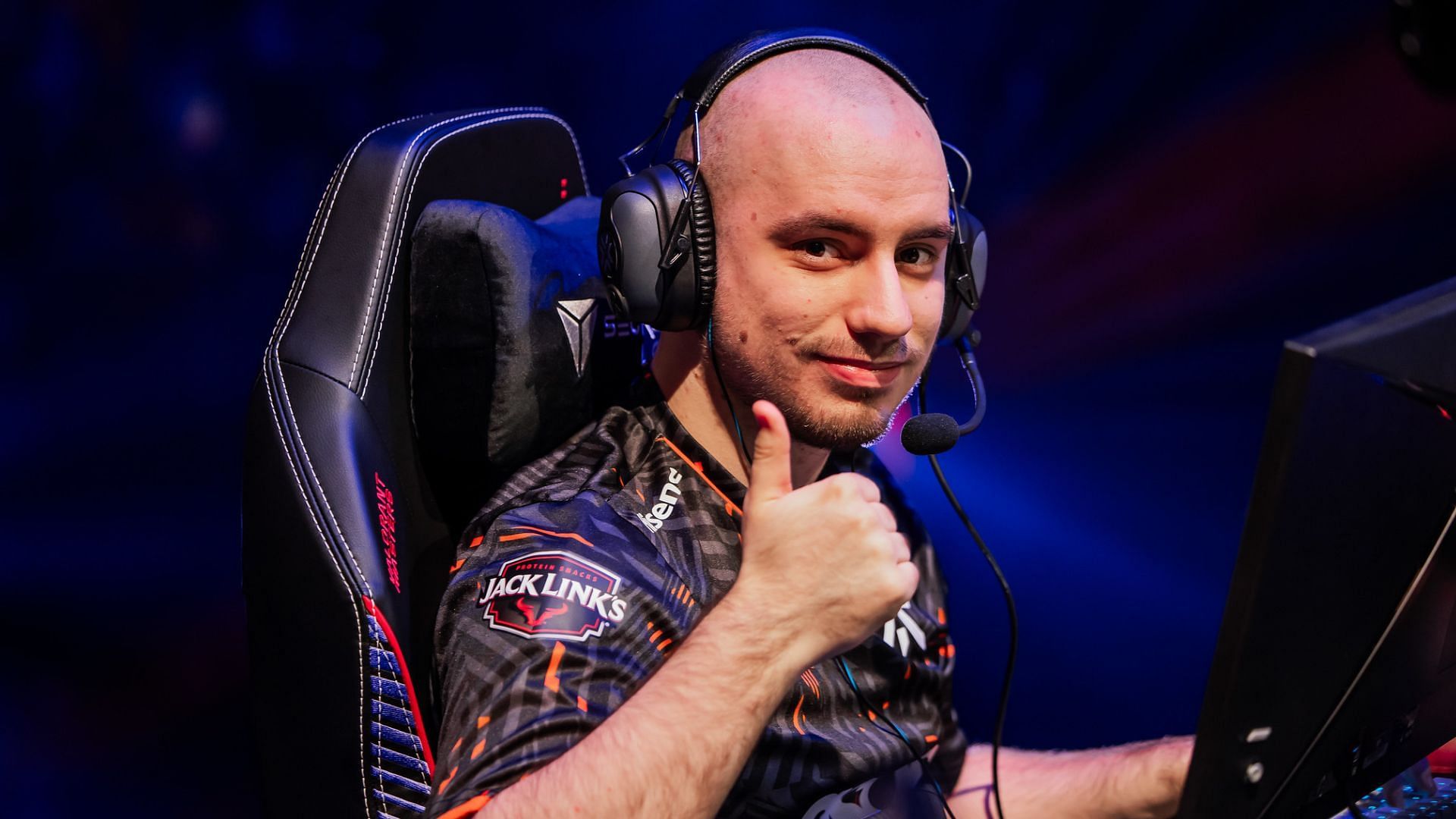 Nikita &ldquo;Derke&rdquo; Sirmitev (Image via Riot Games)