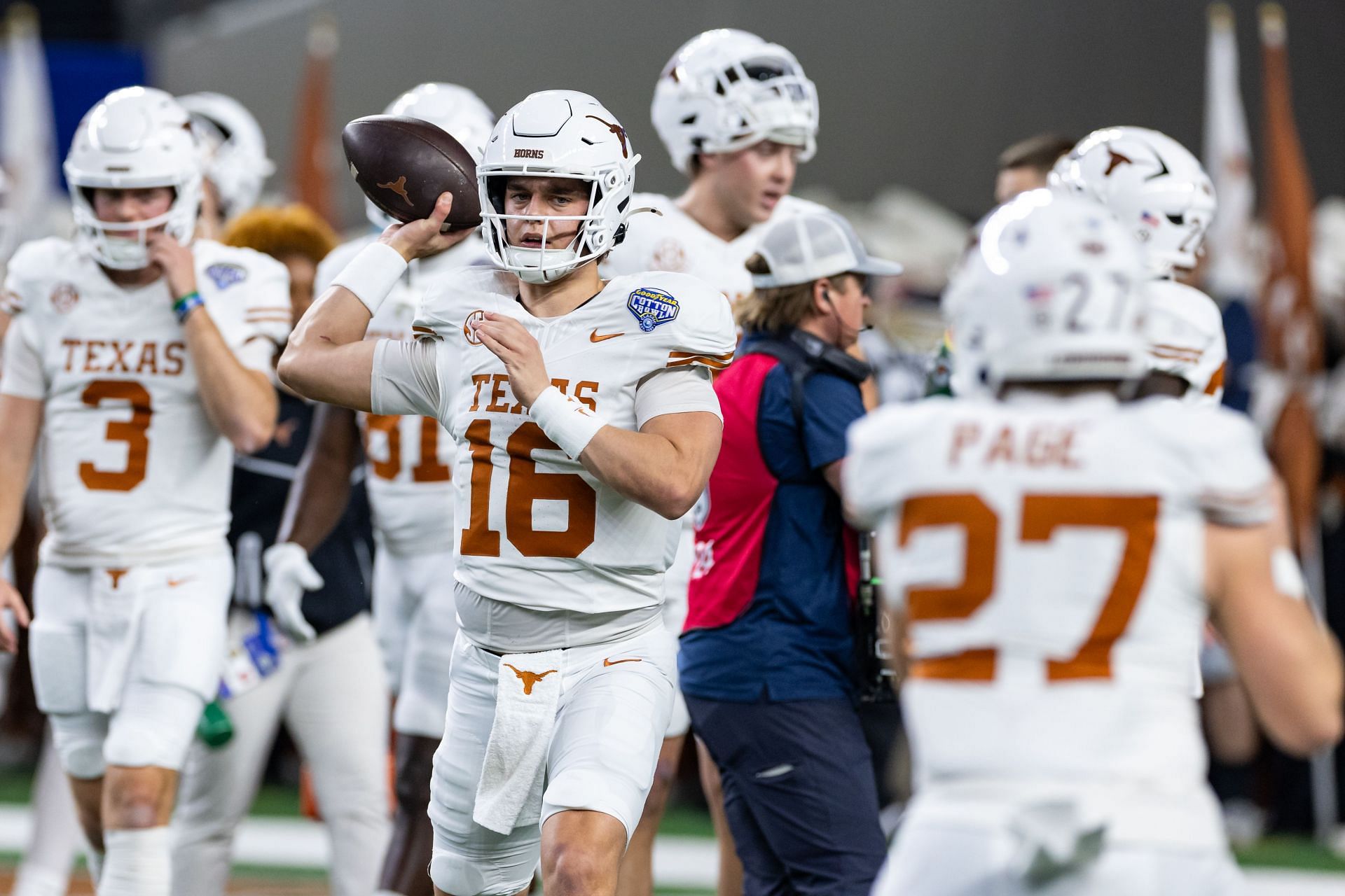 COLLEGE FOOTBALL: JAN 10 CFP Semifinal Cotton Bowl Classic - Texas v Ohio State - Source: Getty