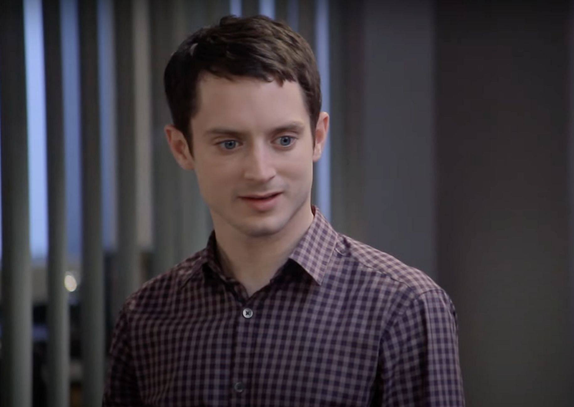 Elijah Wood (Image via YouTube/FX Networks)