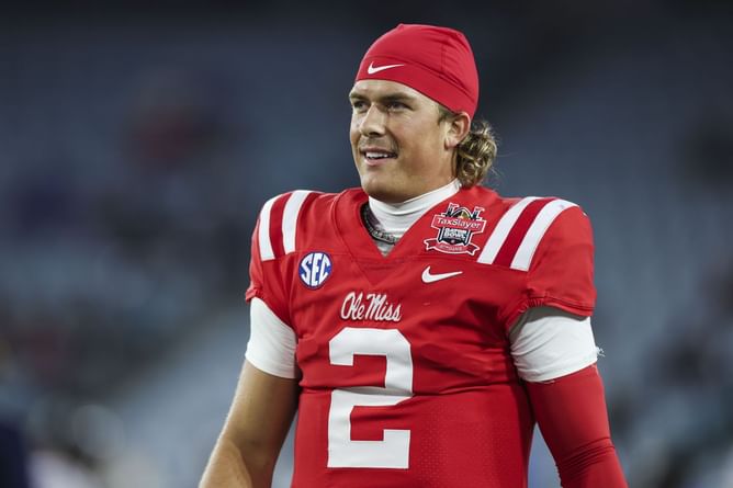 Ex-Jets scout warns Aaron Glenn’s team about choosing Jaxson Dart as Aaron Rodgers’ replacement