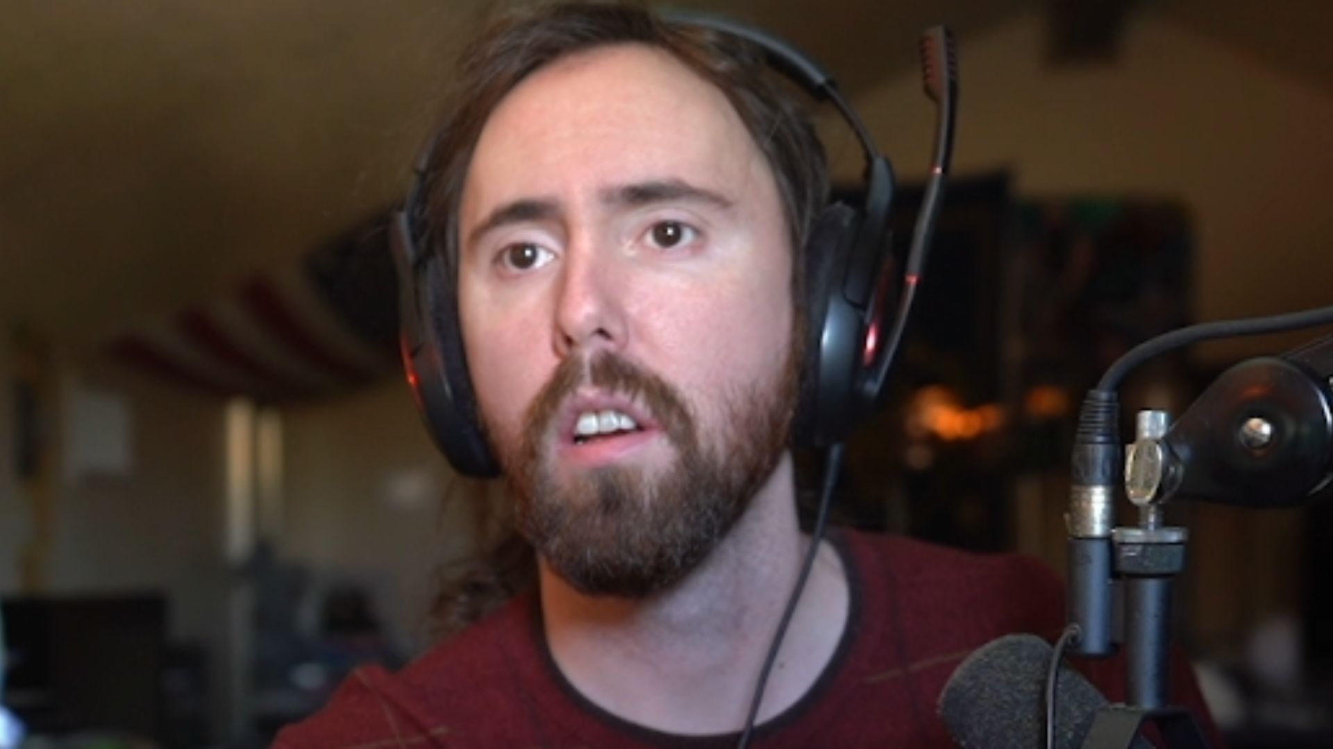 "Stop running defense for things that are indefensible": Asmongold blasts Donald Trump supporters who believe everything he says