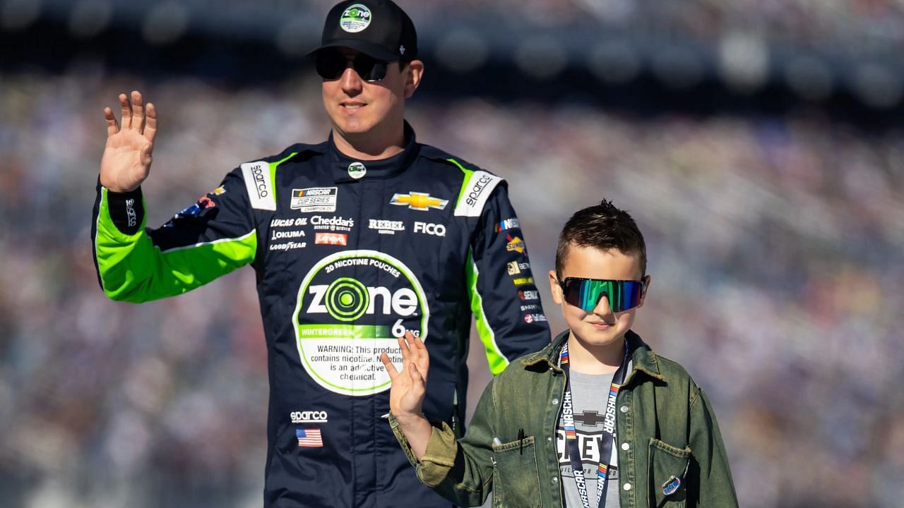 Kyle Busch and his son Brexton (Image via Imagn)