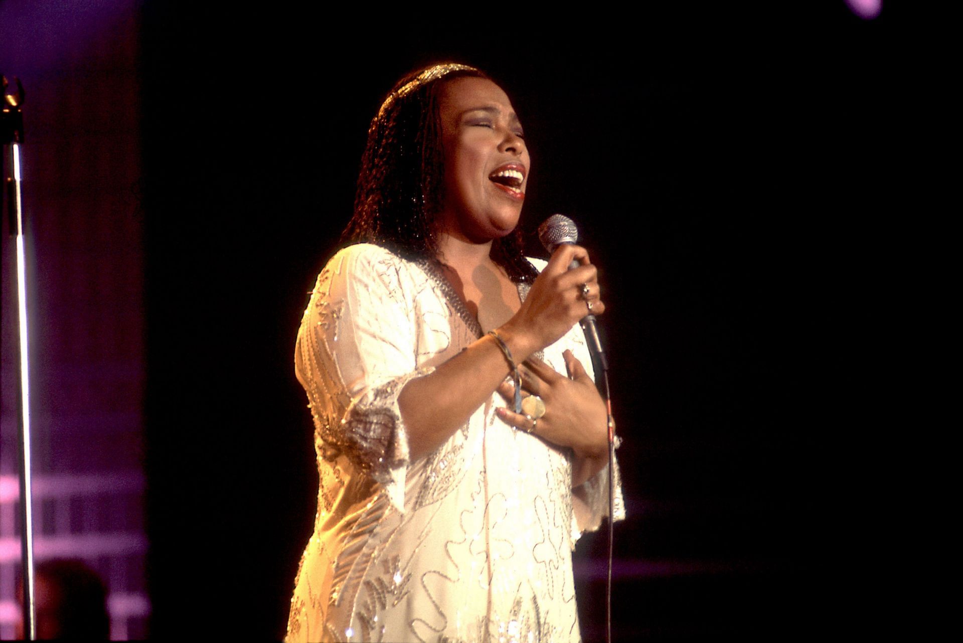 Roberta Flack was diagnosed with ASL (Image via Getty Images)