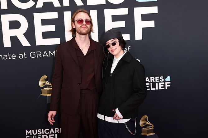 "Very nice of him" — Internet reacts as Billie Eilish's brother warns fans not to spread hate after their Grammy loss