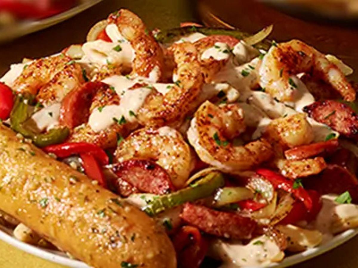 Shrimp cajun pasta (Image via Applebee&#039;s)