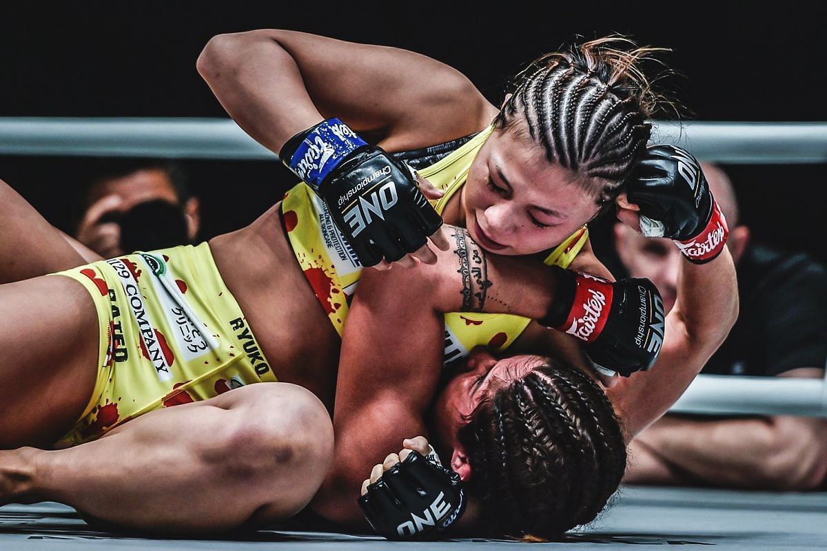 Ayaka Miura locking in her famed Ayaka Lock versus Maira Mazar. [Photo via: ONE Championship]