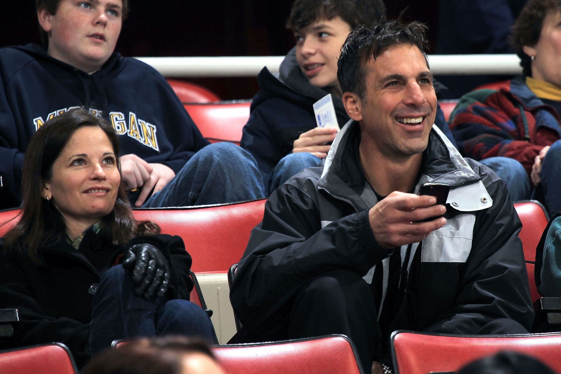 Chris Chelios wife