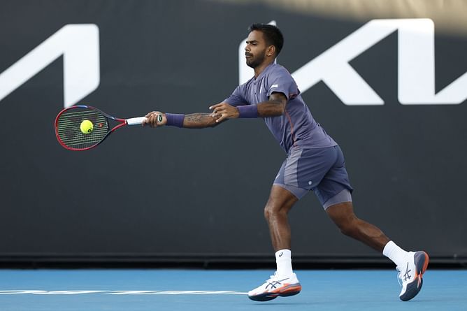 Why did Sumit Nagal retire midway from Argentina Open qualifying second round?