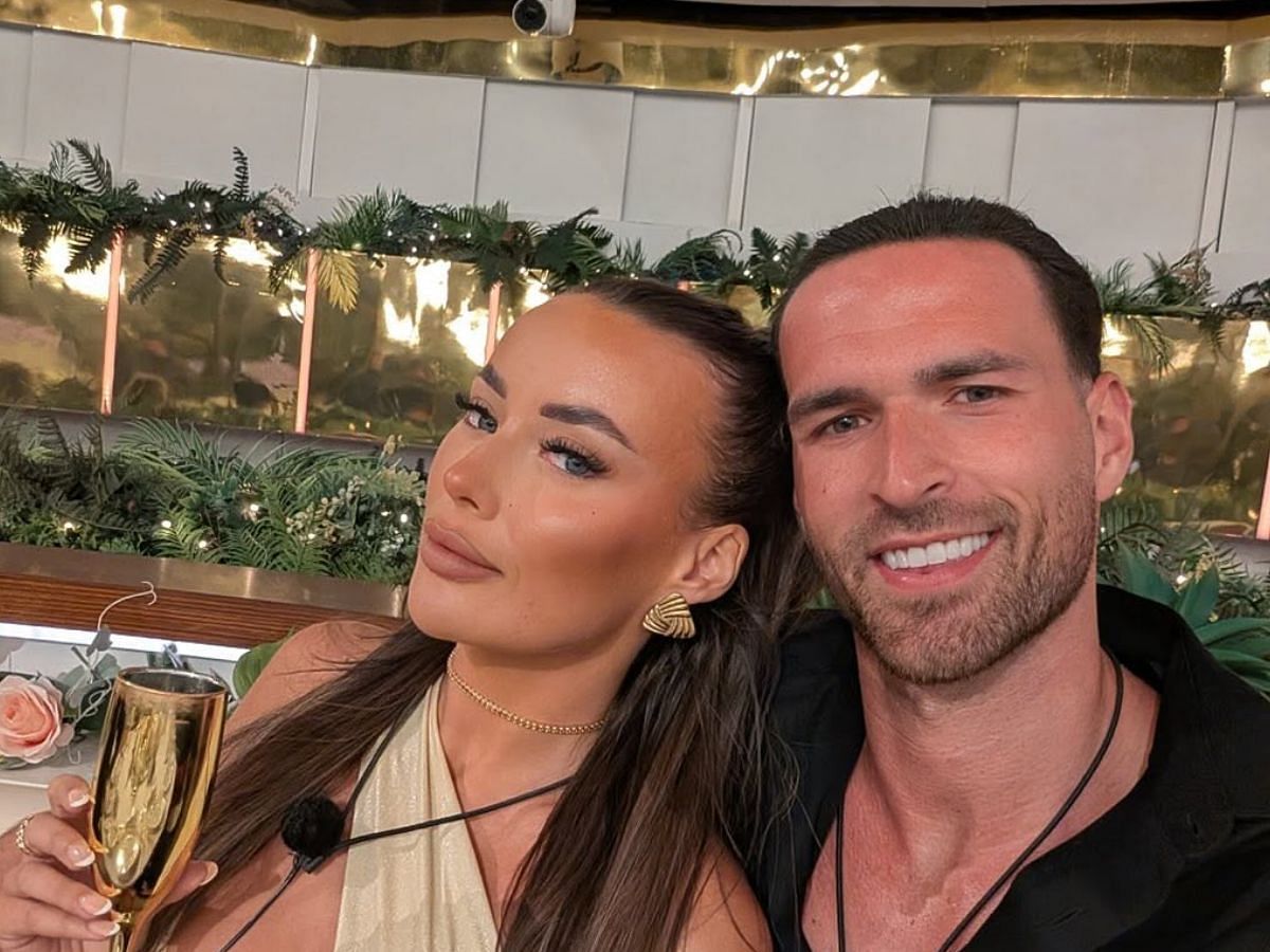 Love Island: All Stars couple Harriet and Ronnie