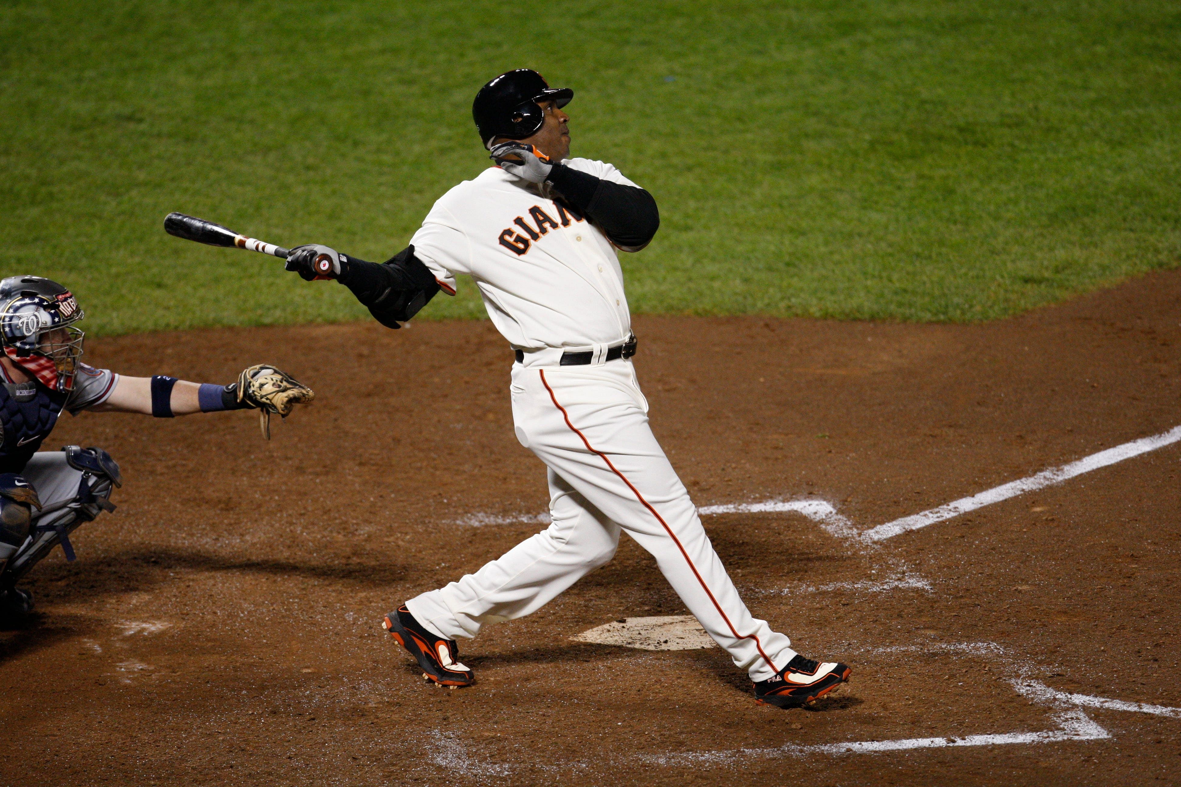 Barry Bonds holds the MLB home run record with 762 dingers over his career (Image Source: IMAGN)