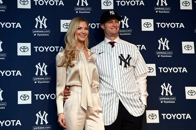 Gerrit Cole's wife Amy shares throwback moments from sister-in-law Erin's wedding day ft. Yankees ace in black tuxedo